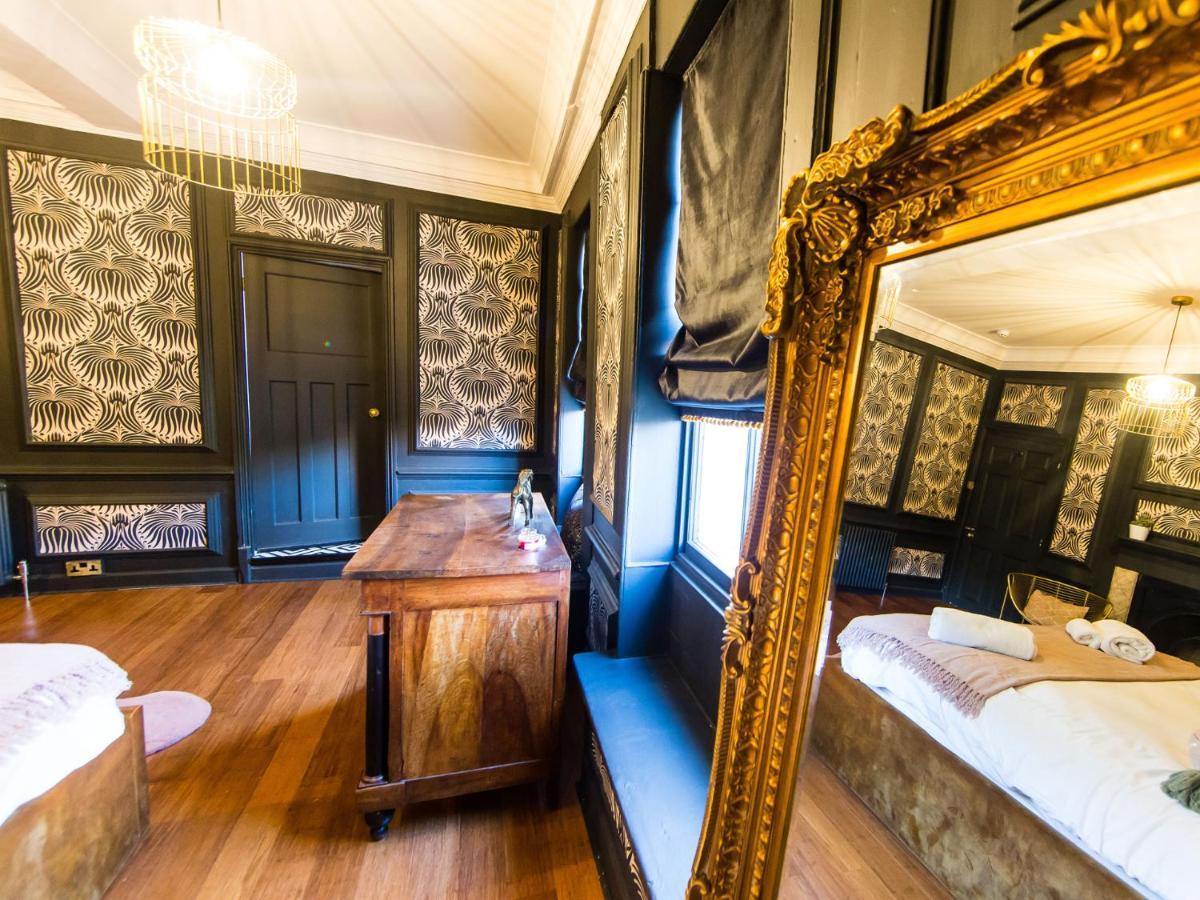 Maison Parfaite Yo1 - Exquisite 400 Year Old, City Centre Townhouse Йорк Экстерьер фото
